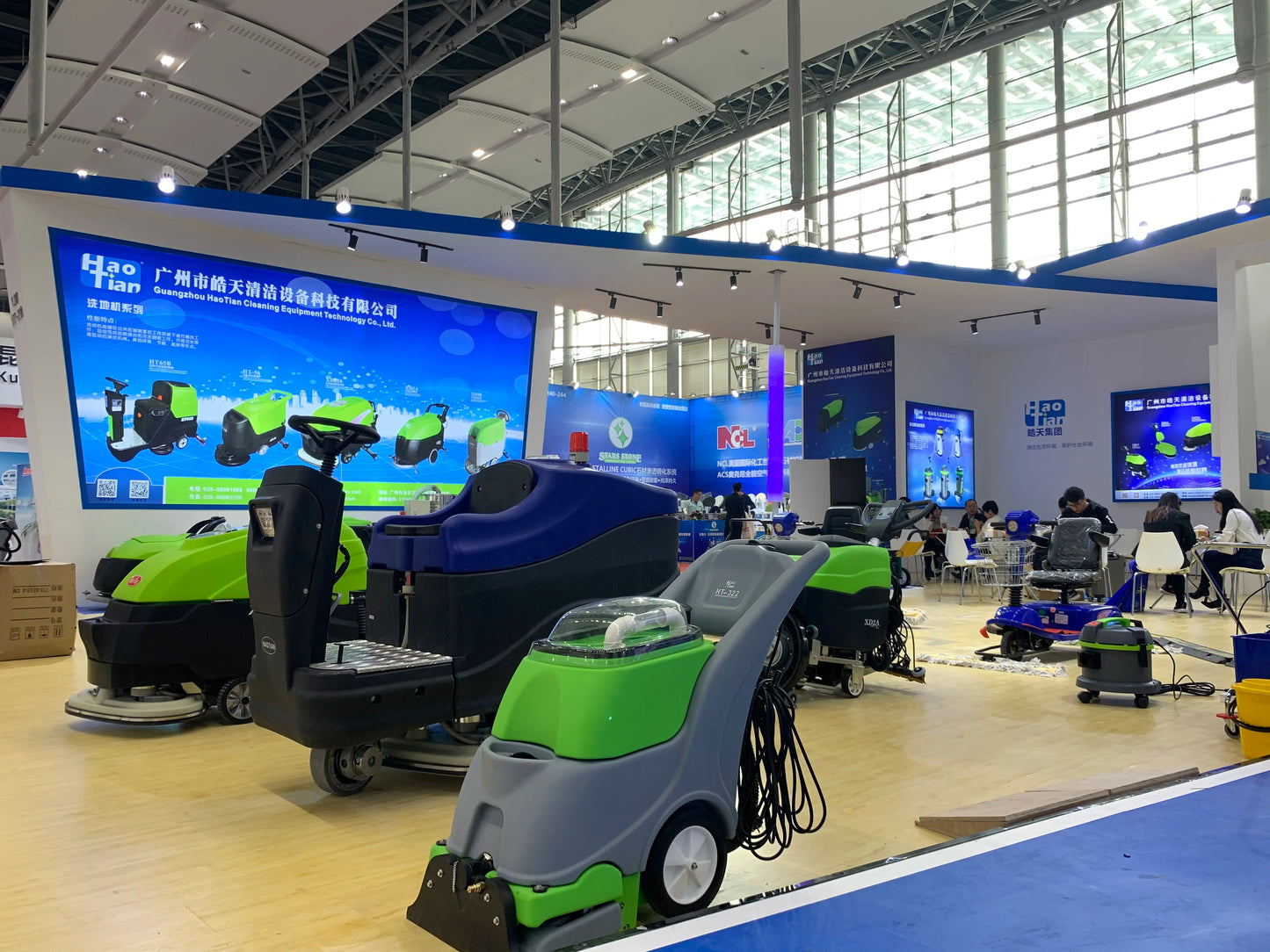 Haotian Battery Floor Washing Machine HT-57 Scrubber Drier Walk Behind Scrubber Dryer Floor Sweeper Electric Provided 400w 170